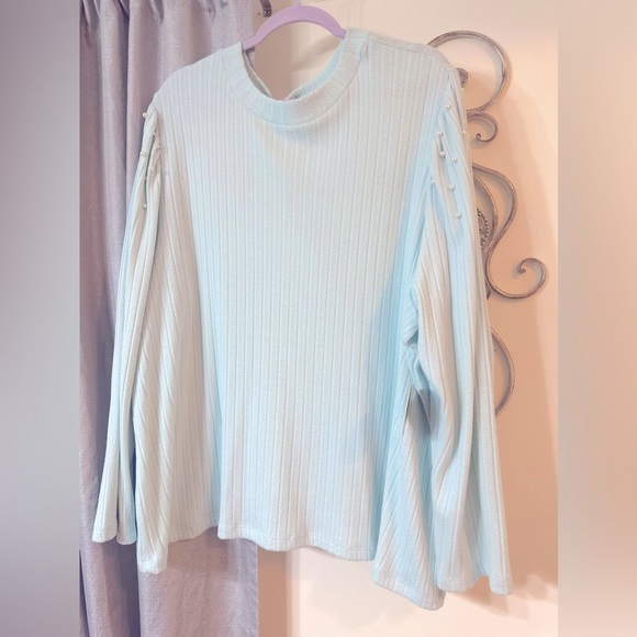 Plus size Mock Neck perforated/Pearl detailed sweater Blouse - Picture 3 of 11